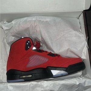 Jordan 5 raging bull 🚨please read discription before purchasing🚨